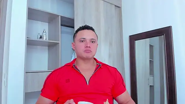 Snapshot of KingLevi01 chatting on 02-04-26, 09:32 KingLevi01 online show from 02-04-26, 09:32