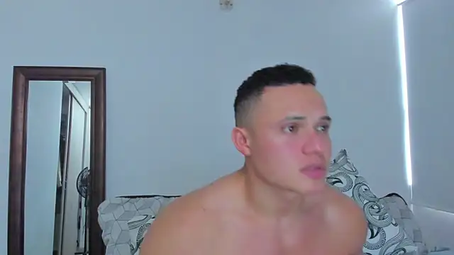 KingLevi01 online show from 06-06-26, 10:04