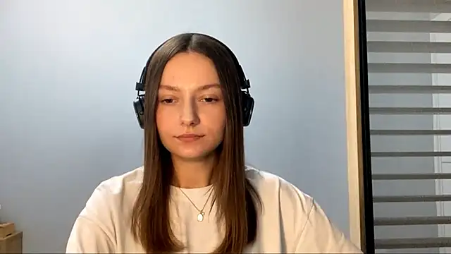 Snapshot of SoulHiperAgne_ chatting on 09-27-25, 03:40 SoulHiperAgne online show from 09-27-25, 03:40