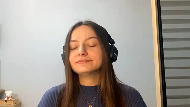 Snapshot of SoulHiperAgne_ chatting on 10-04-25, 03:13 SoulHiperAgne online show from 10-04-25, 03:13