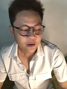 Snapshot of datnguyenvn chatting on 07-07-26, 10:52 datnguyenvn online show from 07-07-26, 10:52