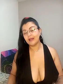 Celestea1989 online show from 11-17-25, 08:13