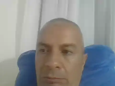 Snapshot of ALFRERM chatting on 09-21-25, 01:11 ALFRERM online show from 09-21-25, 01:11