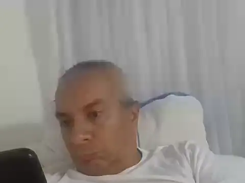 Snapshot of ALFRERM chatting on 10-25-25, 12:54 ALFRERM online show from 10-25-25, 12:54