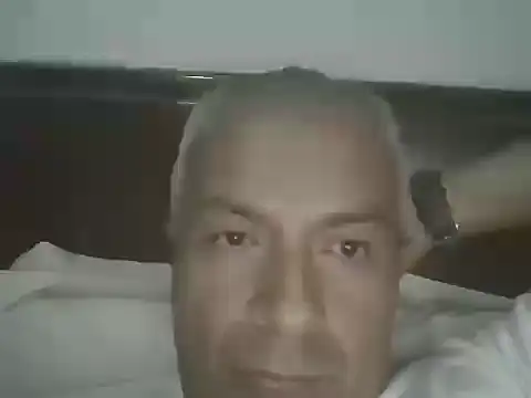 Snapshot of ALFRERM chatting on 10-12-25, 02:13 ALFRERM online show from 10-12-25, 02:13