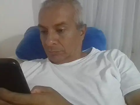 Snapshot of ALFRERM chatting on 09-20-25, 12:59 ALFRERM online show from 09-20-25, 12:59