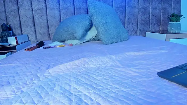 Ambeer fox  online show from 03-13-26, 12:54