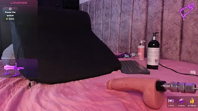 Ambeer fox  online show from 03-21-26, 01:18