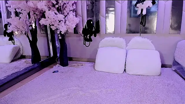 BizzyNoar online show from 11-12-25, 04:49