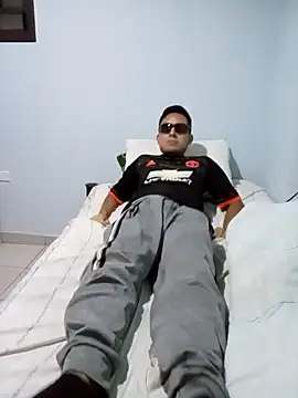 aczinovelez342 online show from 11-23-25, 12:42