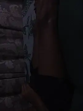 Snapshot of Pondo10 chatting on 11-13-25, 05:28 Pondo10 online show from 11-13-25, 05:28