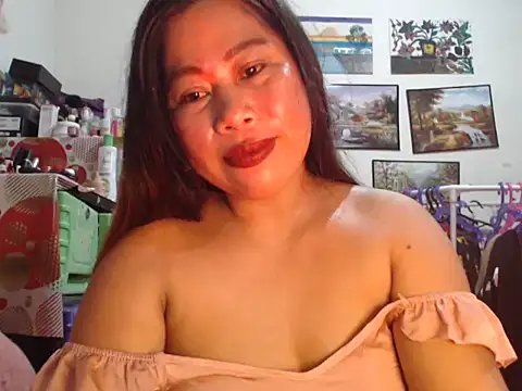 filipina beauty online show from 12-15-25, 06:14