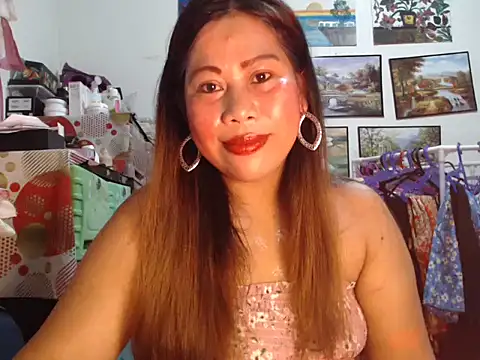 filipina beauty online show from 11-08-25, 06:33