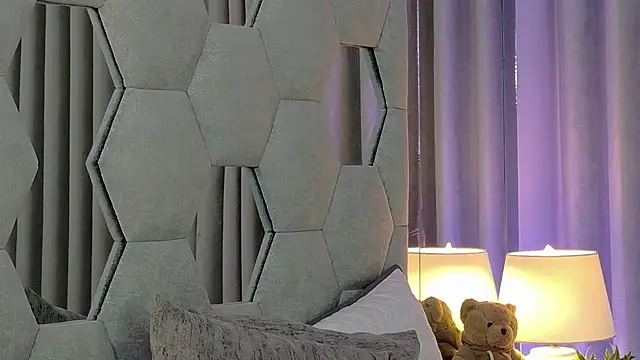 NicoleArmani online show from 07-15-26, 08:27