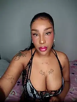 Snapshot of Queen_Amara chatting on 01-18-26, 03:54 Queen Amara online show from 01-18-26, 03:54