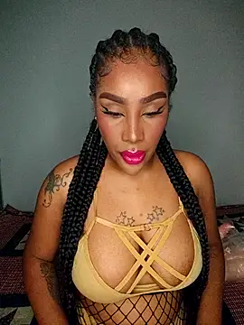 Snapshot of Queen_Amara chatting on 11-16-25, 02:49 Queen Amara online show from 11-16-25, 02:49