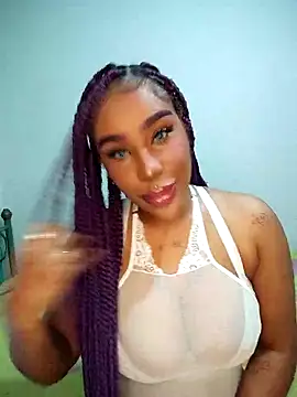 Snapshot of Queen_Amara chatting on 11-29-25, 04:01 Queen Amara online show from 11-29-25, 04:01