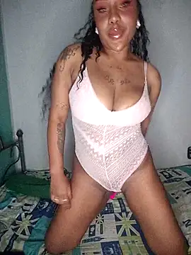 Snapshot of Queen_Amara chatting on 02-27-26, 03:51 Queen Amara online show from 02-27-26, 03:51