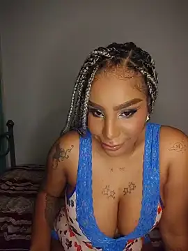 Snapshot of Queen_Amara chatting on 06-15-26, 04:34 Queen Amara online show from 06-15-26, 04:34