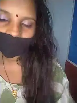 Snapshot of Komal-Rajput chatting on 10-26-25, 06:41 Komal-Rajput online show from 10-26-25, 06:41