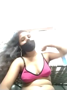 Snapshot of Komal-Rajput chatting on 09-15-25, 06:25 Komal-Rajput online show from 09-15-25, 06:25