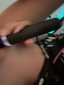 nikkaanderic online show from 04-09-26, 09:59