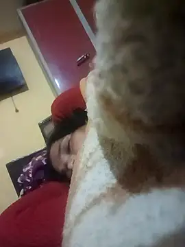 Hot-kal93 online show from 12-17-25, 09:42