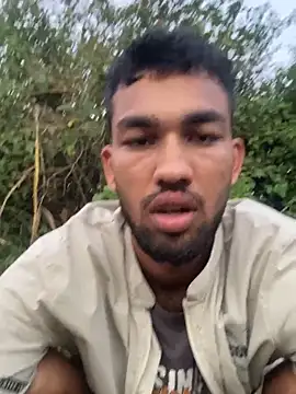 Snapshot of cutekaran chatting on 10-16-25, 12:41 cutekaran online show from 10-16-25, 12:41