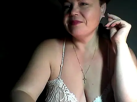 EllaLove2277 online show from 10-18-25, 04:47