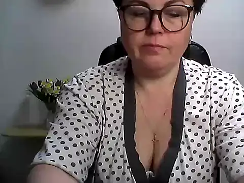 EllaLove2277 online show from 02-17-26, 06:54