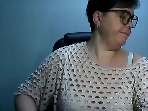 EllaLove2277 online show from 02-06-26, 07:15