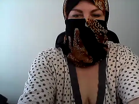 EllaLove2277 online show from 05-14-26, 07:05
