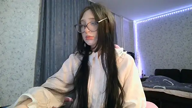 KeicyKlark online show from 09-12-25, 06:07