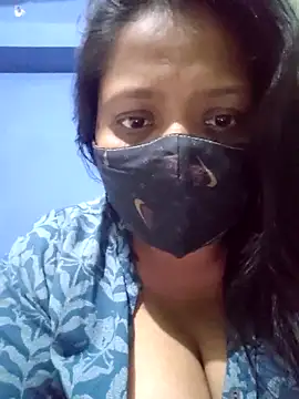 bitch-horny online show from 11-11-25, 01:28