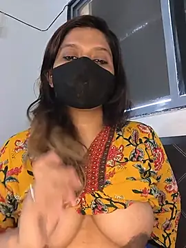 SpicykhalifaX online show from 05-18-26, 05:45