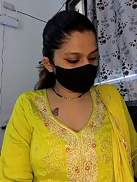 SpicykhalifaX online show from 05-05-26, 06:27