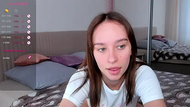 Snapshot of _Alissaa chatting on 09-22-25, 02:56  Alissaa online show from 09-22-25, 02:56