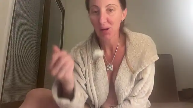 NurseStephania online show from 10-05-25, 04:25