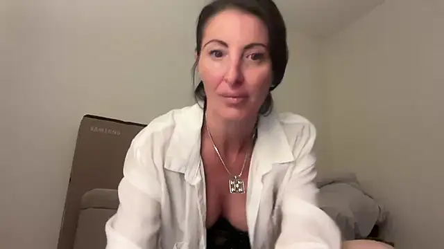 NurseStephania online show from 10-19-25, 03:31