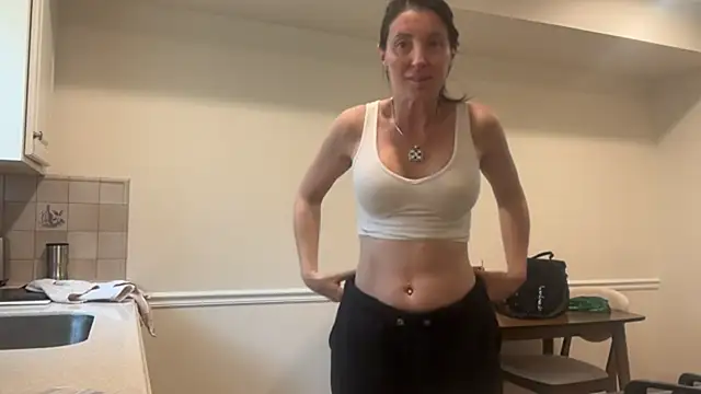 NurseStephania online show from 11-09-25, 04:33