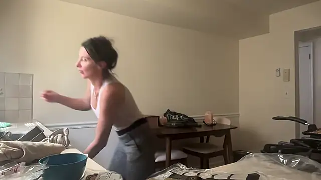 NurseStephania online show from 10-09-25, 03:34