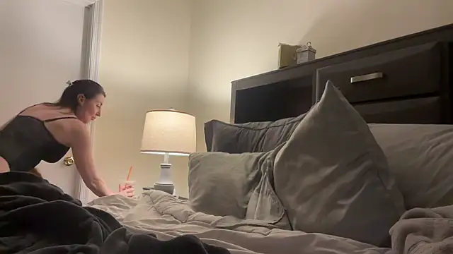 NurseStephania online show from 12-18-25, 04:50