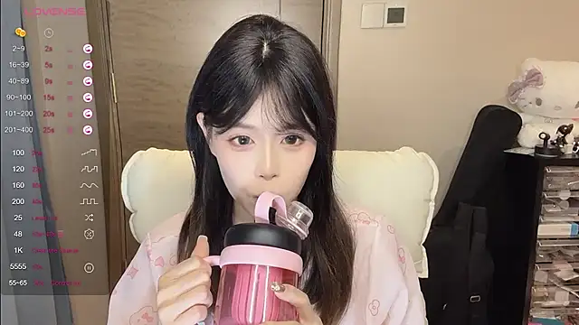 Koi-00 online show from 11-05-25, 03:59