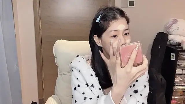 Koi-00 online show from 02-01-26, 06:33