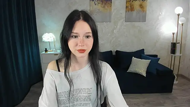 VioletHarme online show from 04-16-26, 11:44