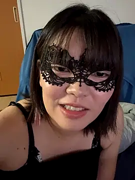 Snapshot of Rio-Rio- chatting on 10-12-25, 03:13 Rio-Rio- online show from 10-12-25, 03:13