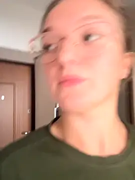 Bellatrisssaa online show from 09-18-25, 08:39