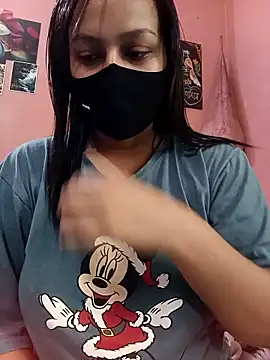 Snapshot of Samiya3344 chatting on 10-26-25, 01:39 Samiya3344 online show from 10-26-25, 01:39