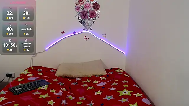 Valeryxs online show from 10-04-25, 07:59