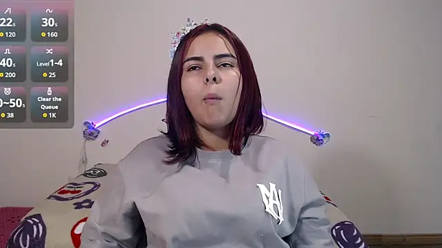 Valeryxs online show from 11-13-25, 08:24